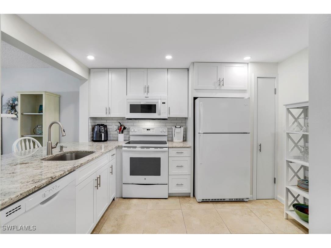 1087 Forest Lakes Drive #1-104 Naples FL 34105 225066887 image10