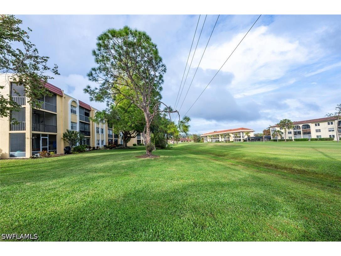 1087 Forest Lakes Drive #1-303 Naples FL 34105 226014586 image27