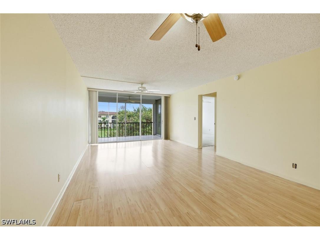 1087 Forest Lakes Drive #1-303 Naples FL 34105 226014586 image4