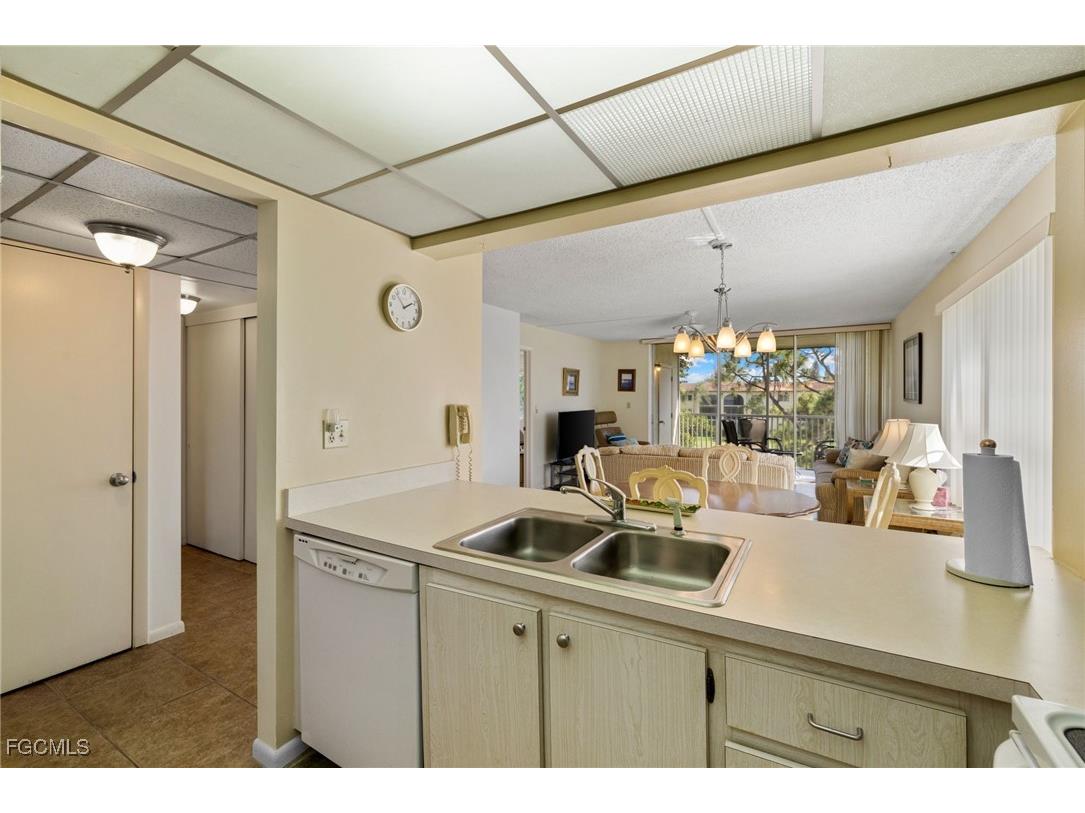 1087 Forest Lakes Drive #1-309 Naples FL 34105 2025019299 image14