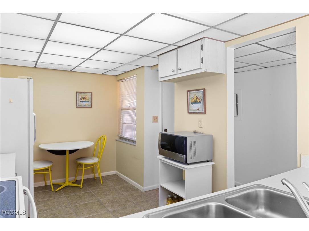 1087 Forest Lakes Drive #1-309 Naples FL 34105 2025019299 image5