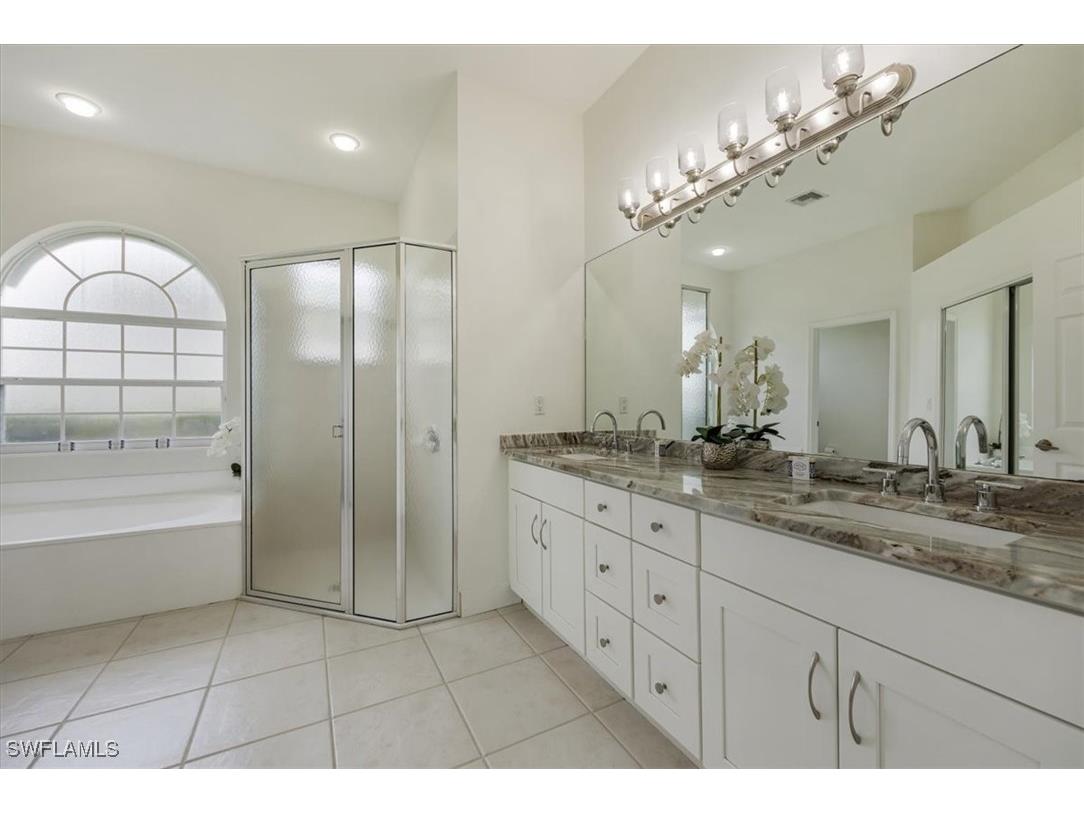 1087 Port Orange Way Naples FL 34120 225061725 image21