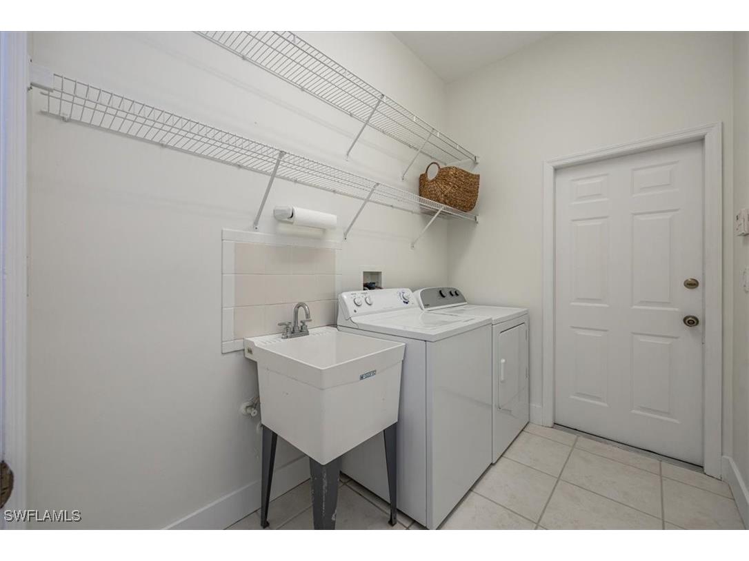 1087 Port Orange Way Naples FL 34120 225061725 image31