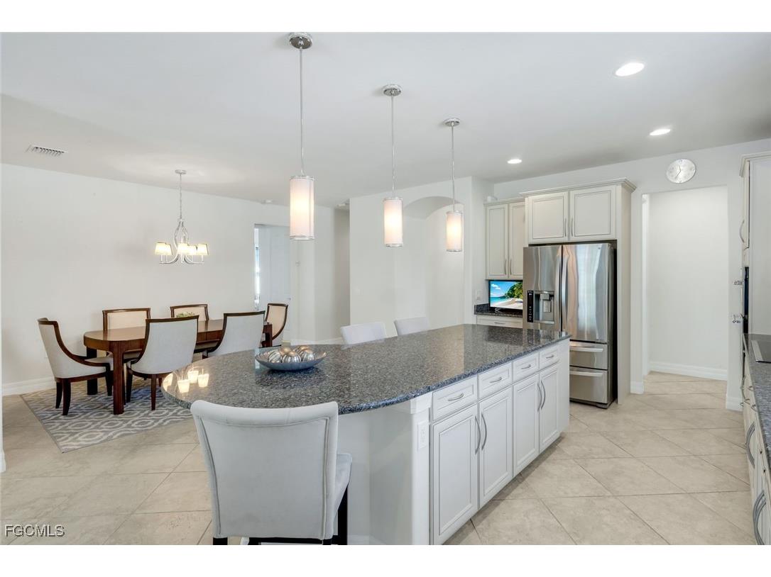 10870 Maitland Way Fort Myers FL 33913 2025010853 image11