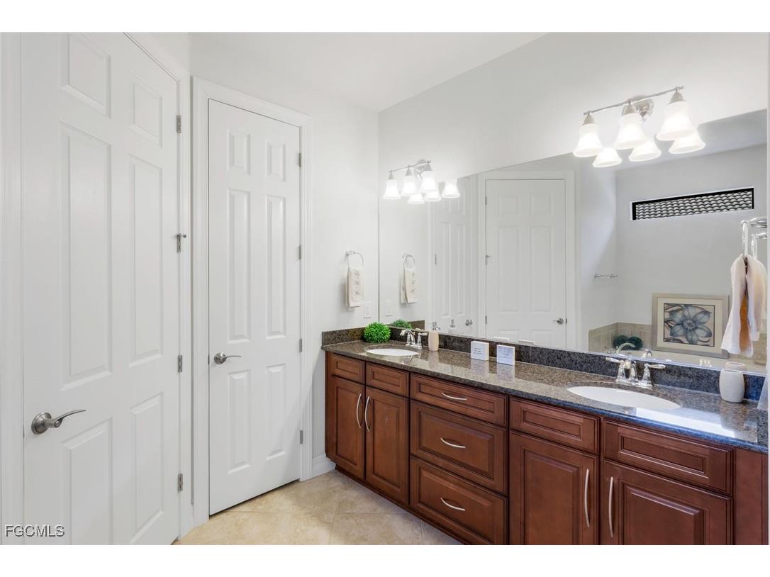 10870 Maitland Way Fort Myers FL 33913 2025010853 image20