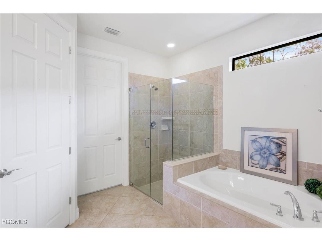 10870 Maitland Way Fort Myers FL 33913 2025010853 image21