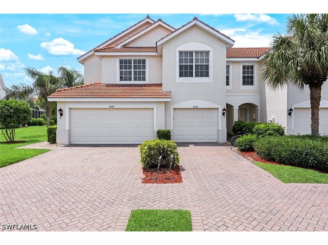 1088 Oxford Lane #48 Naples FL 34105 226018747 image1