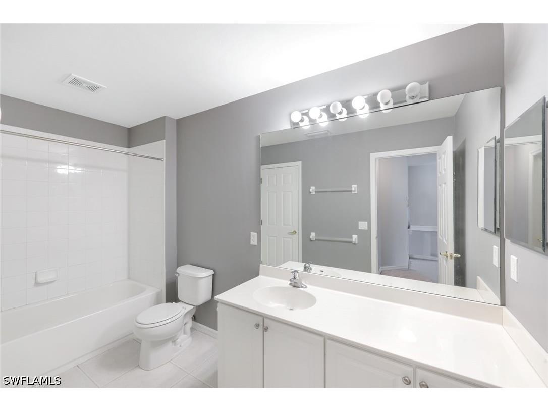 1088 Oxford Lane #48 Naples FL 34105 226018747 image14