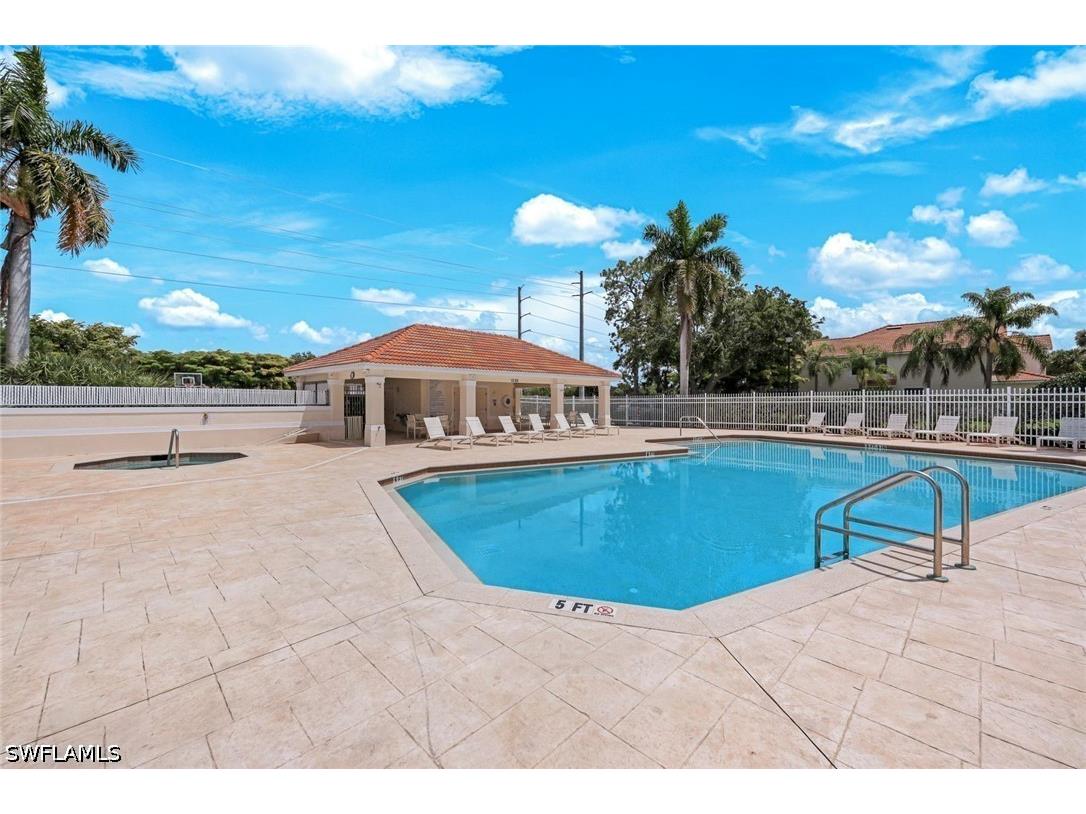 1088 Oxford Lane #48 Naples FL 34105 226018747 image27