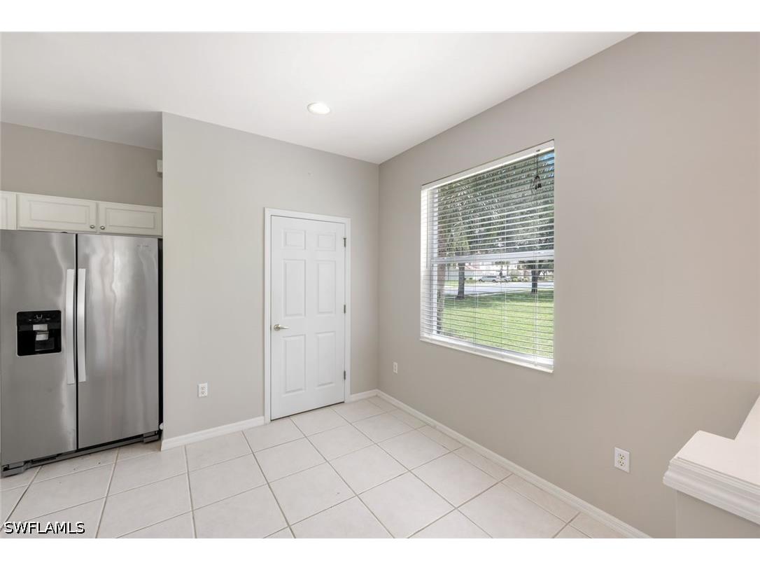 1088 Oxford Lane #48 Naples FL 34105 226018747 image8