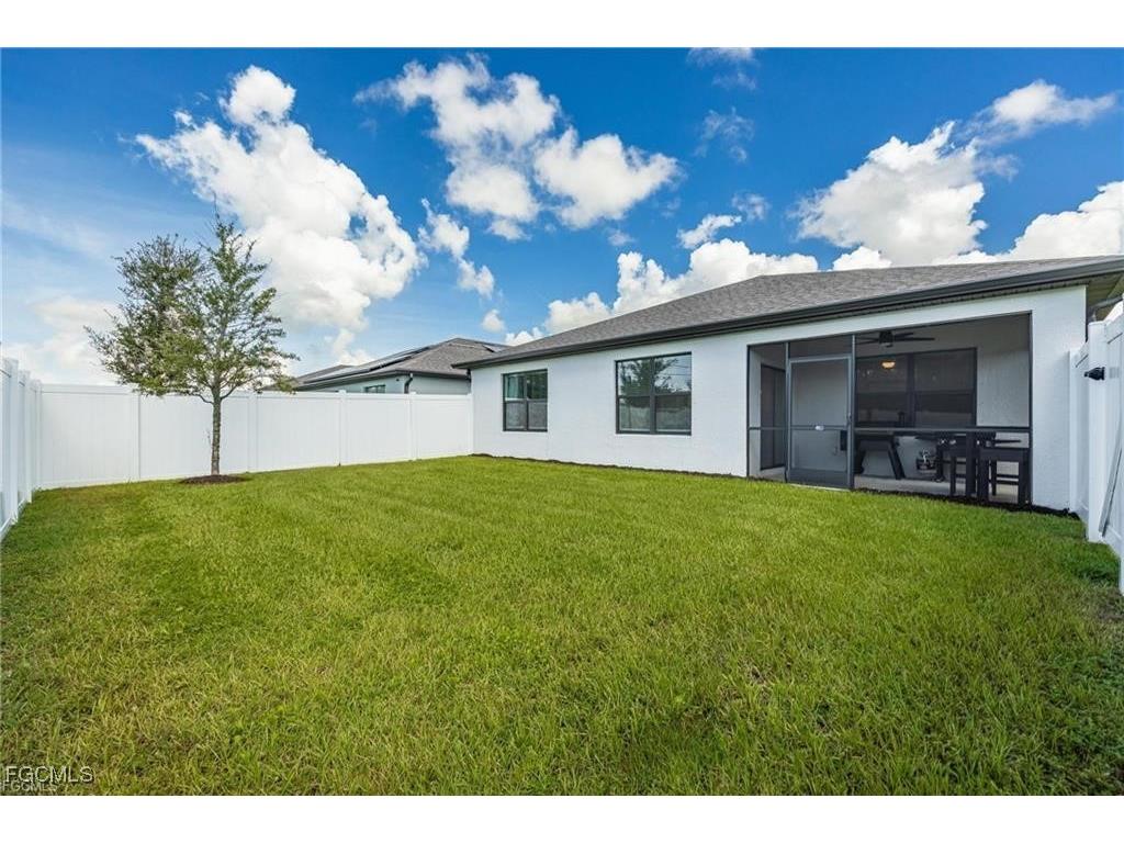 10882 Firebush Circle North Fort Myers FL 33917 2025023208 image28
