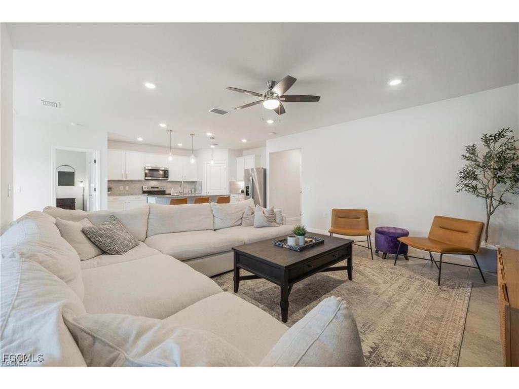 10882 Firebush Circle North Fort Myers FL 33917 2025023208 image5
