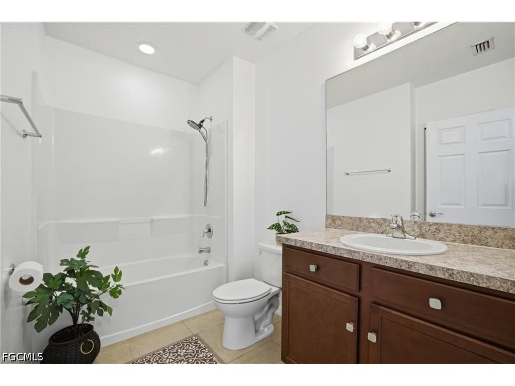 10884 Marble Brook Boulevard Lehigh Acres FL 33936 2026023765 image21