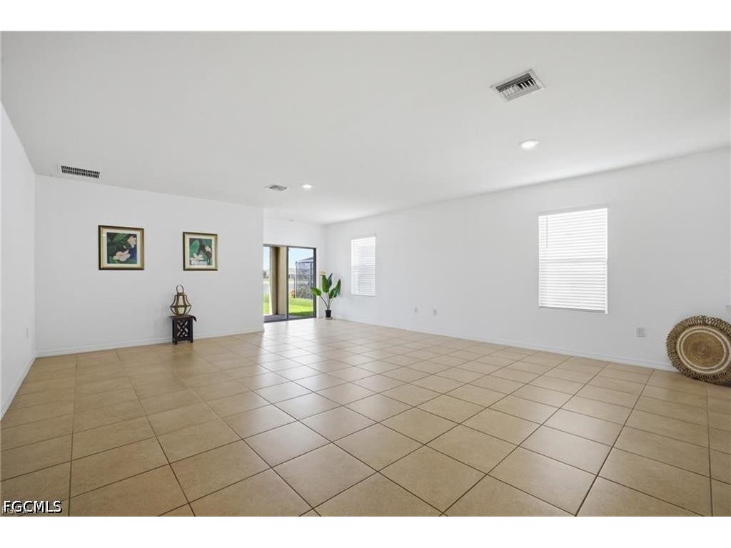 10884 Marble Brook Boulevard Lehigh Acres FL 33936 2026023765 image8