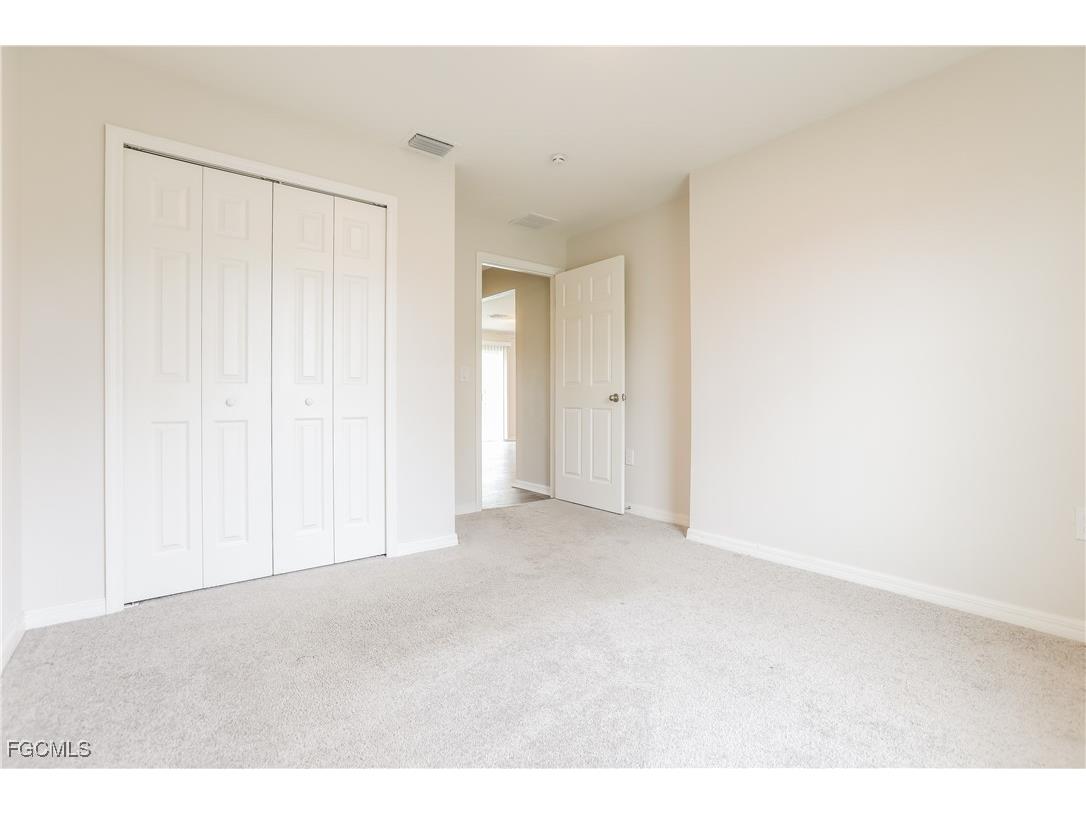 1089 Knotty Pine Avenue North Port FL 34288 2025017590 image10