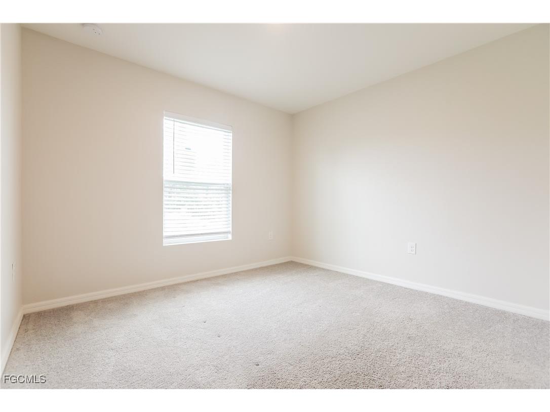 1089 Knotty Pine Avenue North Port FL 34288 2025017590 image9