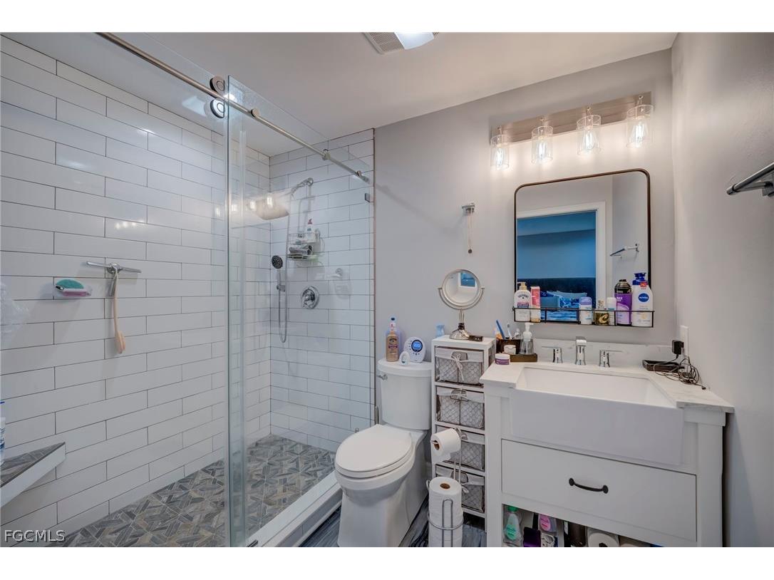 1089 N Town And River Drive Fort Myers FL 33919 2026013535 image17