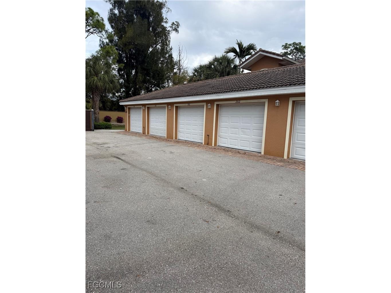 1089 Winding Pines Circle #102 Cape Coral FL 33909 2026002917 image17