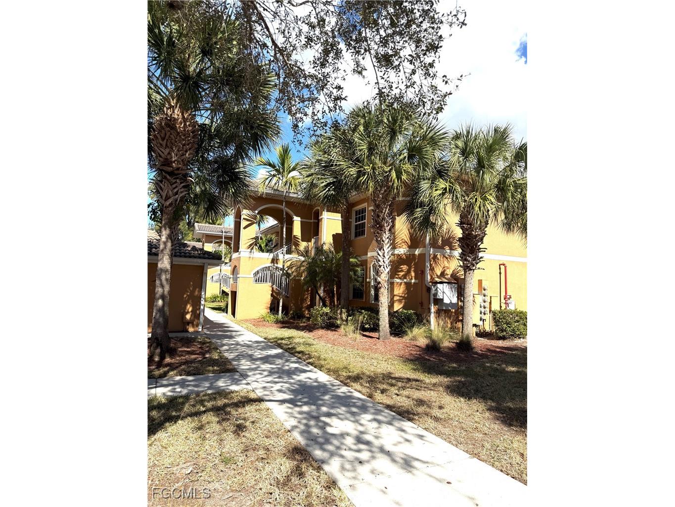 1089 Winding Pines Circle #106 Cape Coral FL 33909 2026004694 image5