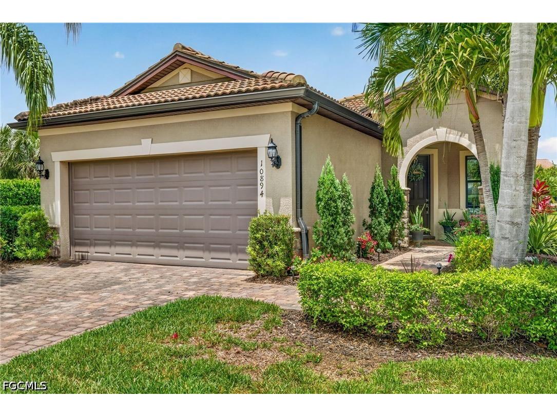 10894 Glenhurst Street Fort Myers FL 33913 2026018418 image1