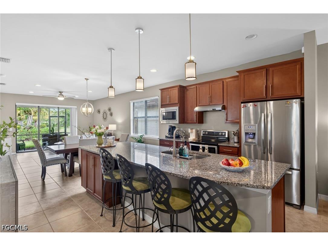 10894 Glenhurst Street Fort Myers FL 33913 2026018418 image2