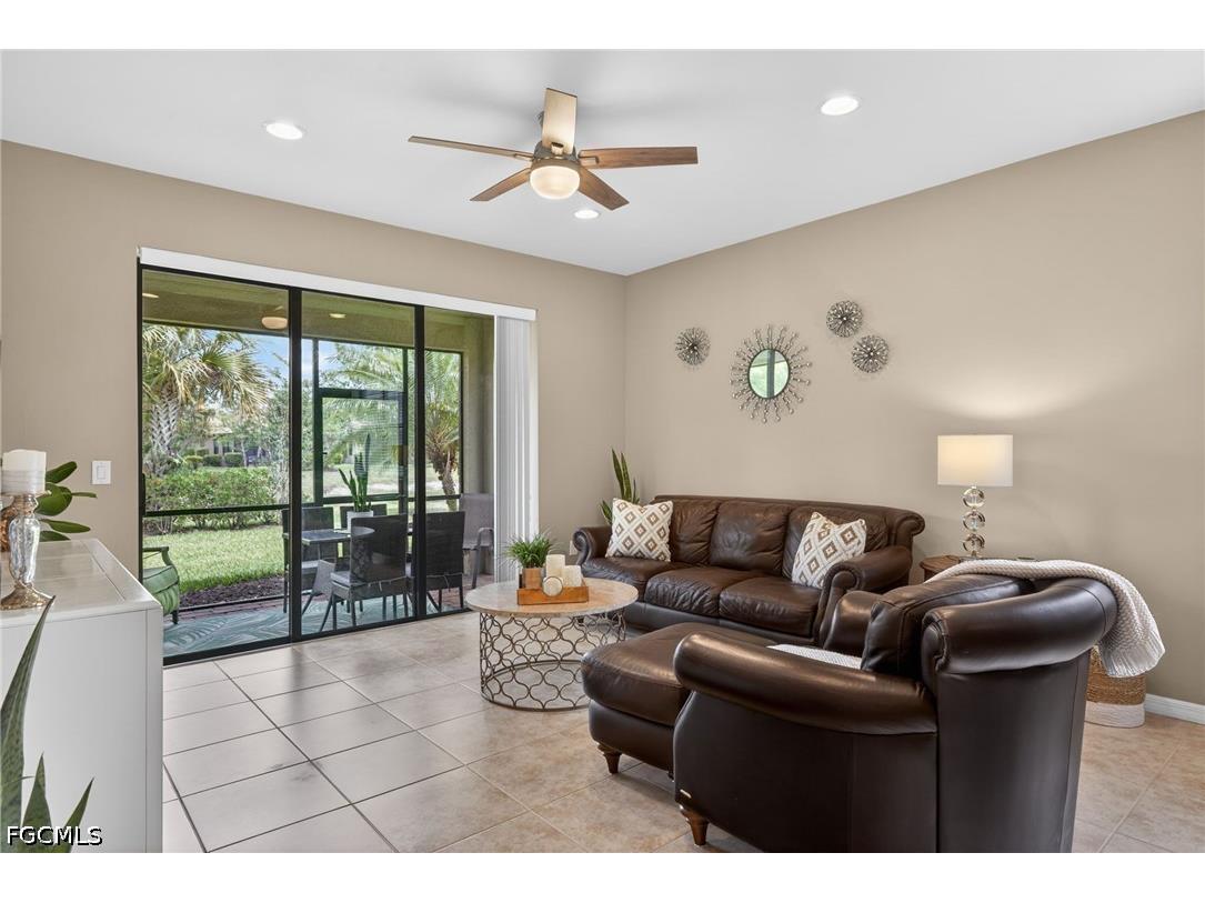 10894 Glenhurst Street Fort Myers FL 33913 2026018418 image27