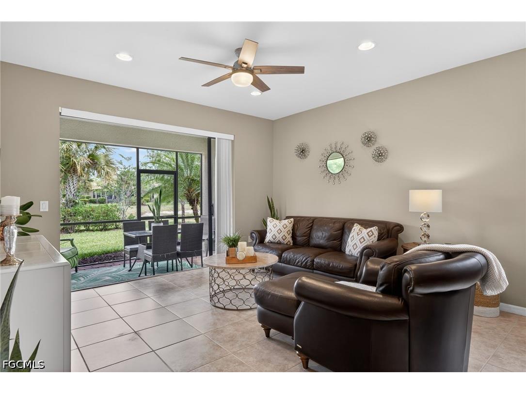 10894 Glenhurst Street Fort Myers FL 33913 2026018418 image5