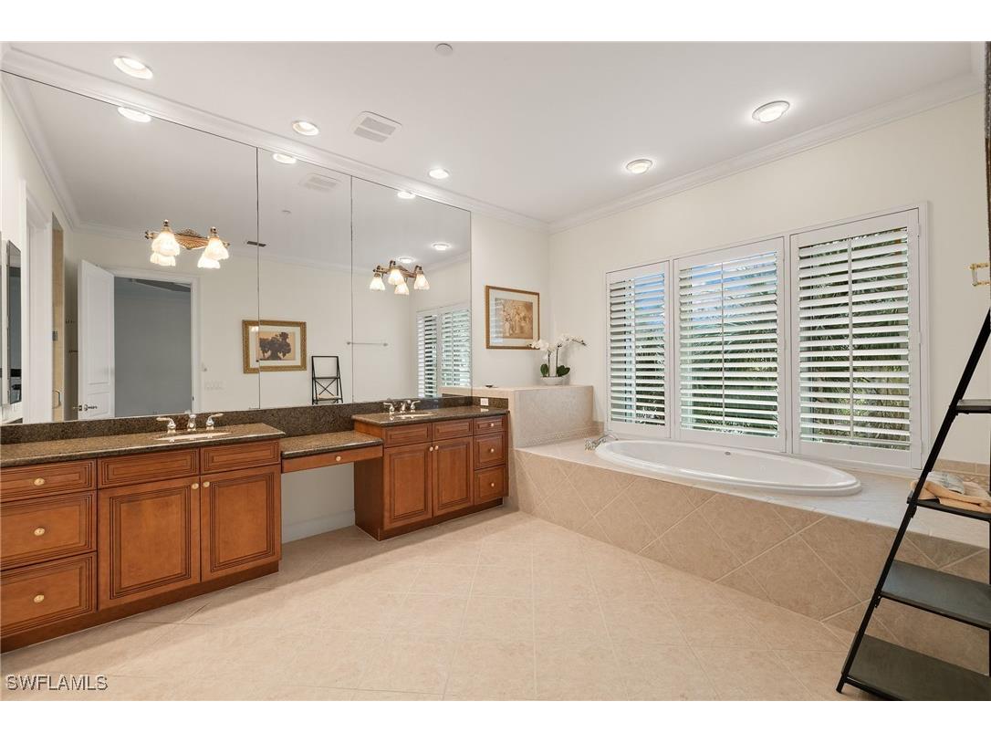 109 Barefoot Circle #22 Bonita Springs FL 34134 225073578 image22