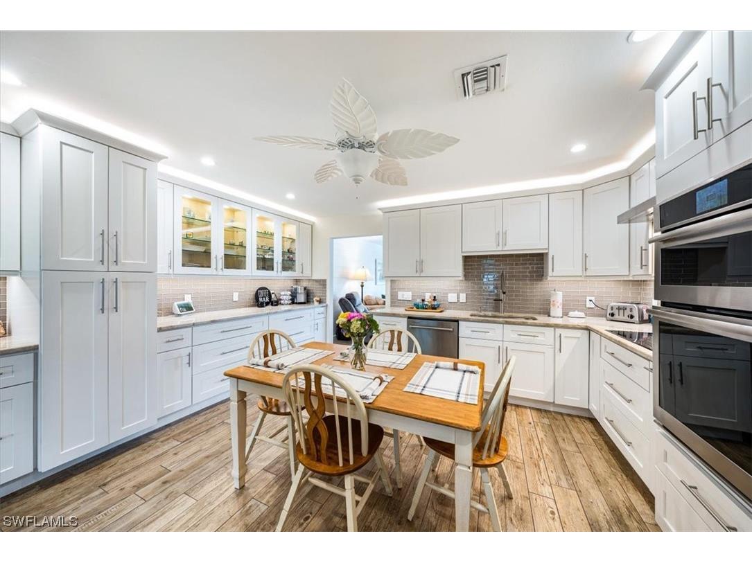 109 Clyburn Street #D-3 Marco Island FL 34145 223040600 image1