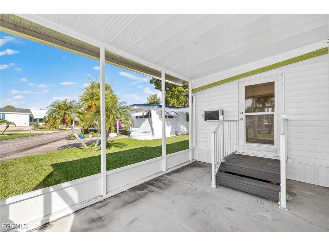 109 Conestoga Trail North Fort Myers FL 33917 2025002833 image2