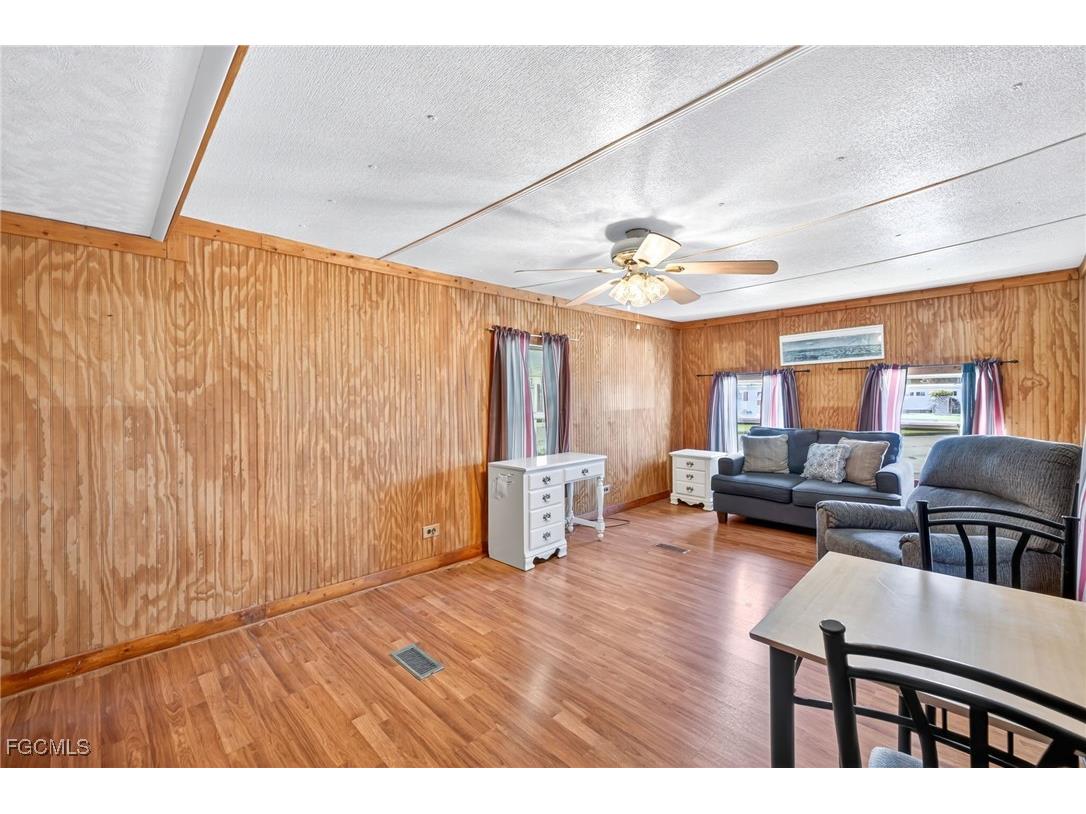 109 Conestoga Trail North Fort Myers FL 33917 2025002833 image5