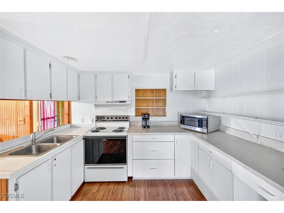 109 Conestoga Trail North Fort Myers FL 33917 2025002833 image8