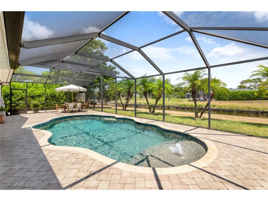 109 Doral Circle Naples FL 34113 225045535 image1