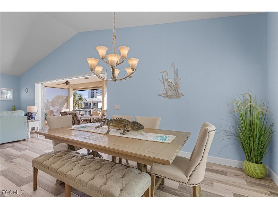 109 Gulfview Avenue Fort Myers Beach FL 33931 2026002969 image6