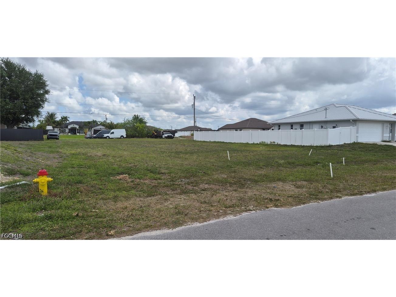 109 NE 11th Terrace Cape Coral FL 33909 2026019205 image3