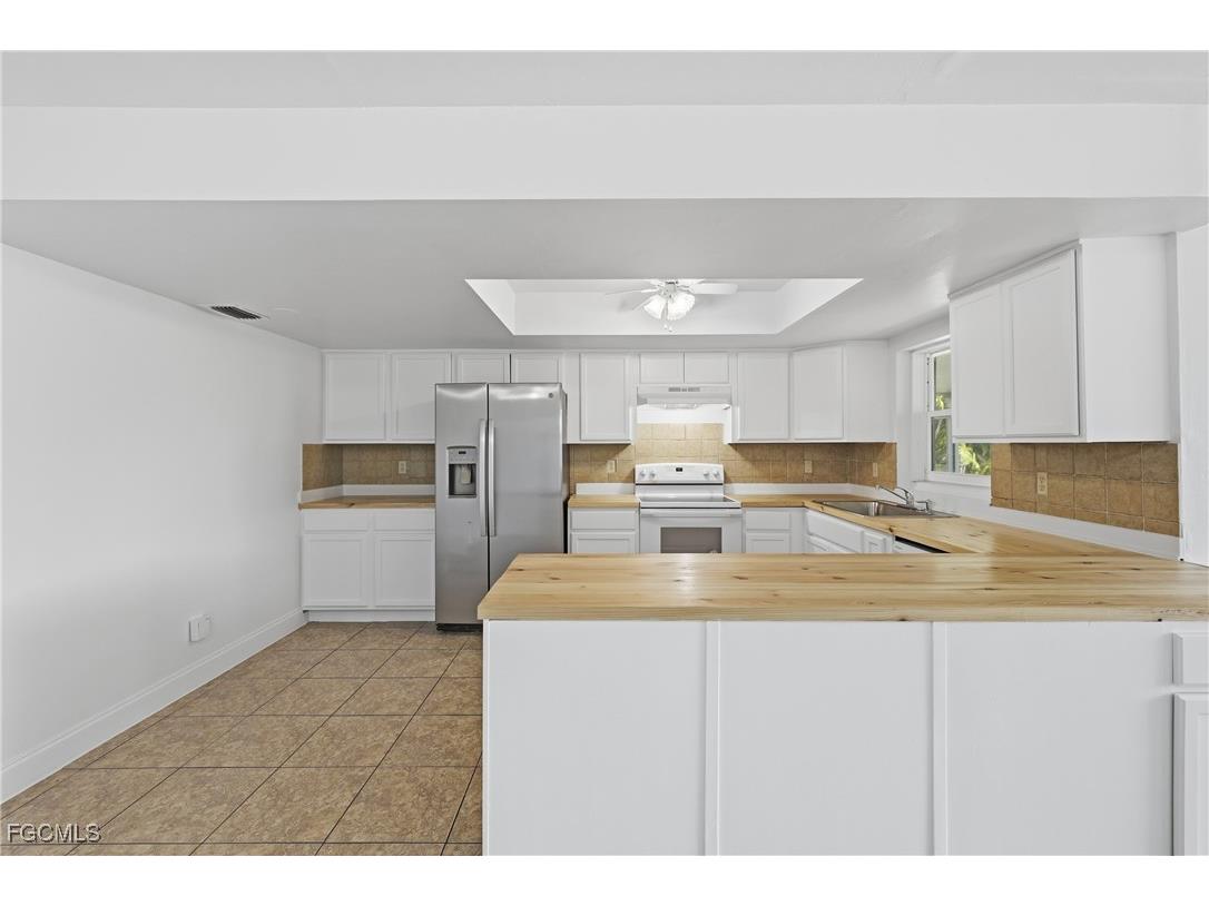 109 NE 20th Court Cape Coral FL 33909 2025016919 image10