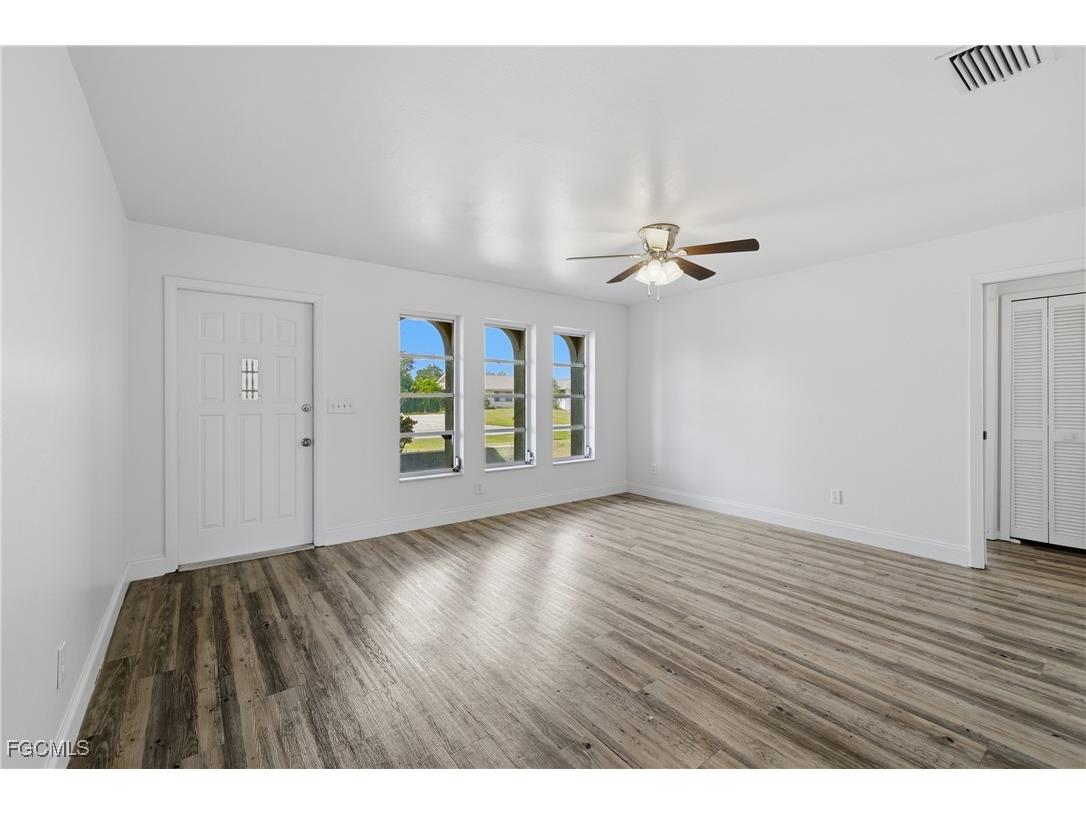 109 NE 20th Court Cape Coral FL 33909 2025016919 image7