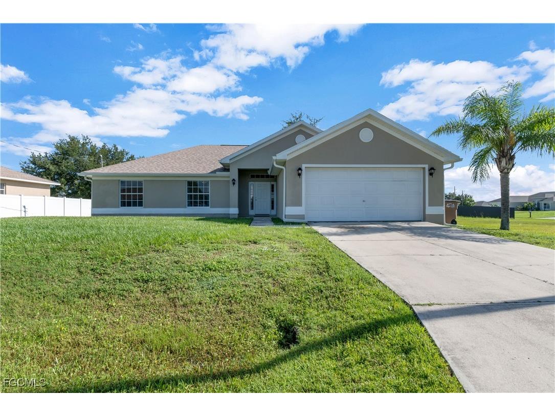 109 NW 14th Street Cape Coral FL 33993 2025000227 image20