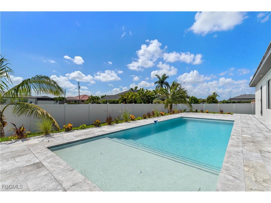 109 NW 35th Place Cape Coral FL 33993 2026000410 image23