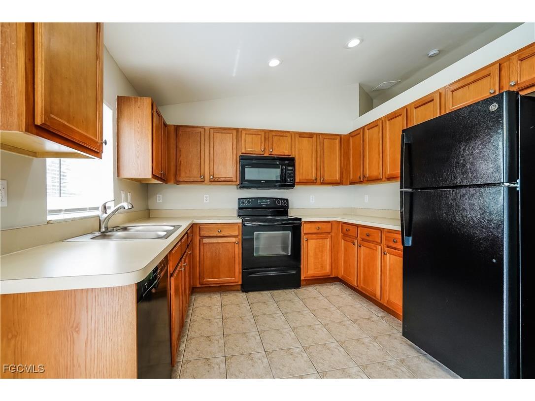 109 Ocean Park Drive Lehigh Acres FL 33972 2025015276 image6