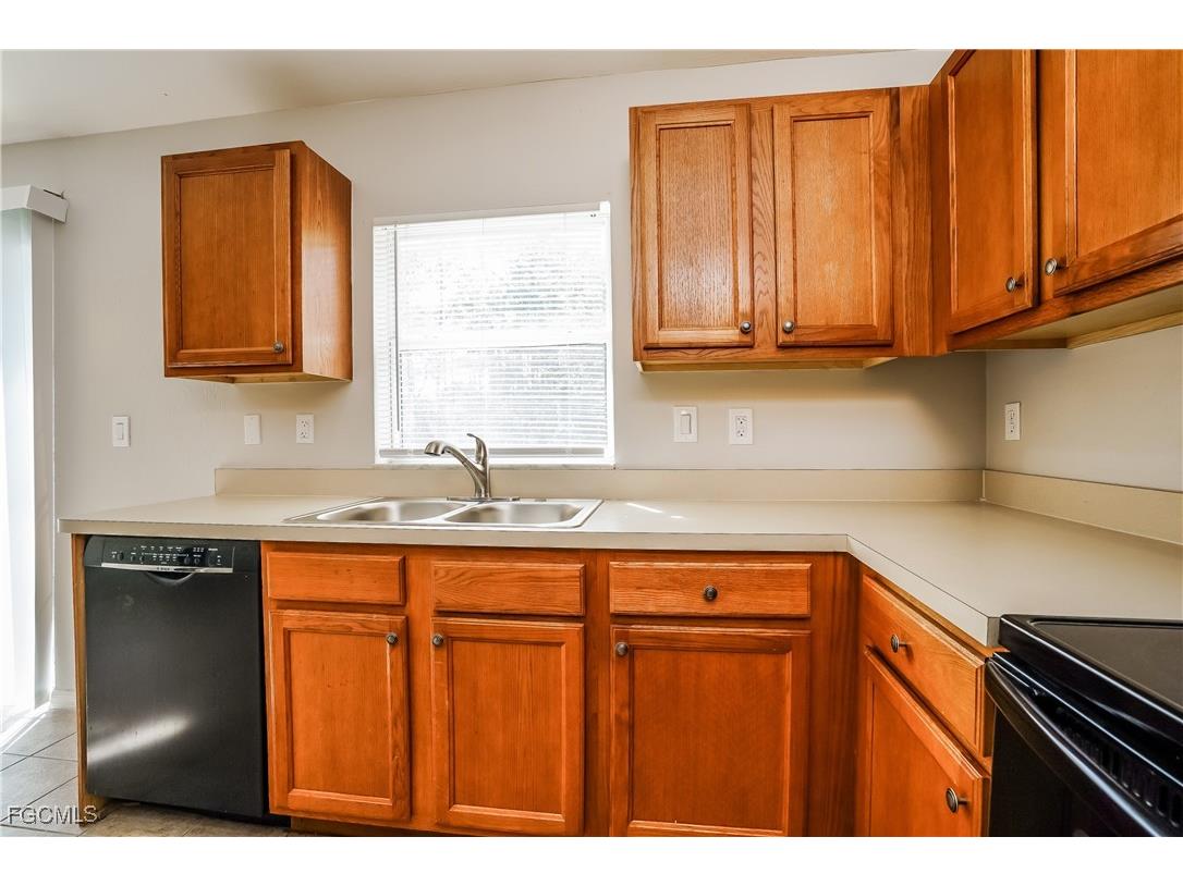 109 Ocean Park Drive Lehigh Acres FL 33972 2025015276 image7