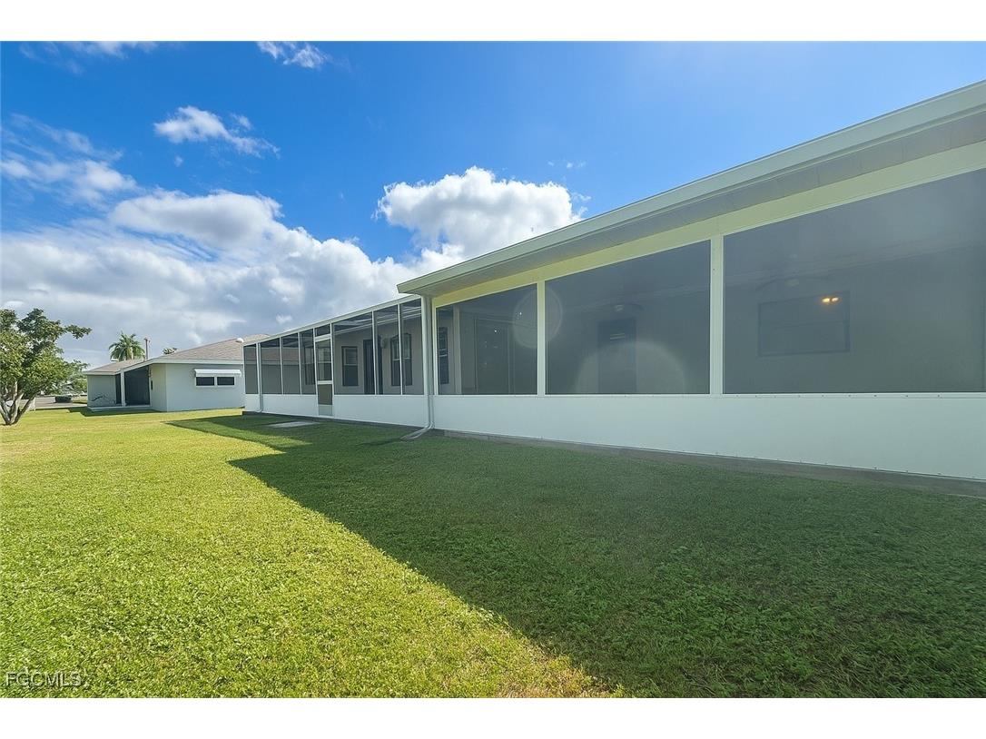 109 SE 46th Lane Cape Coral FL 33904 2025019329 image7