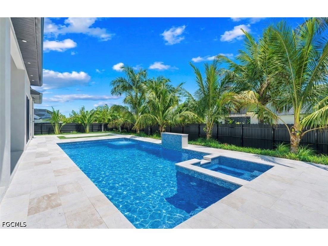 109 SW 34th Avenue Cape Coral FL 33991 2026015265 image3