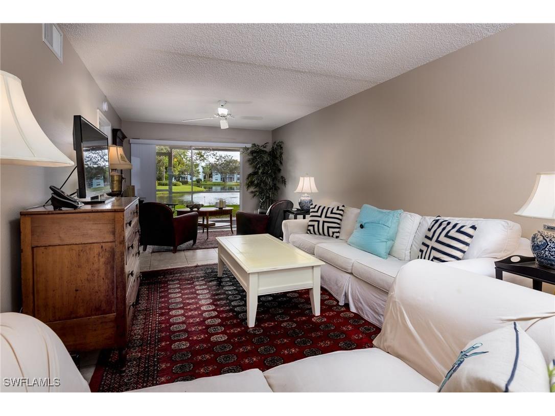 109 Wading Bird Circle #V-104 Naples FL 34110 225076949 image6