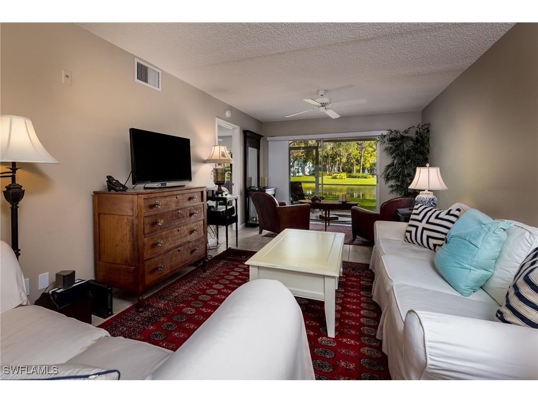 109 Wading Bird Circle #V-104 Naples FL 34110 225076949 image7