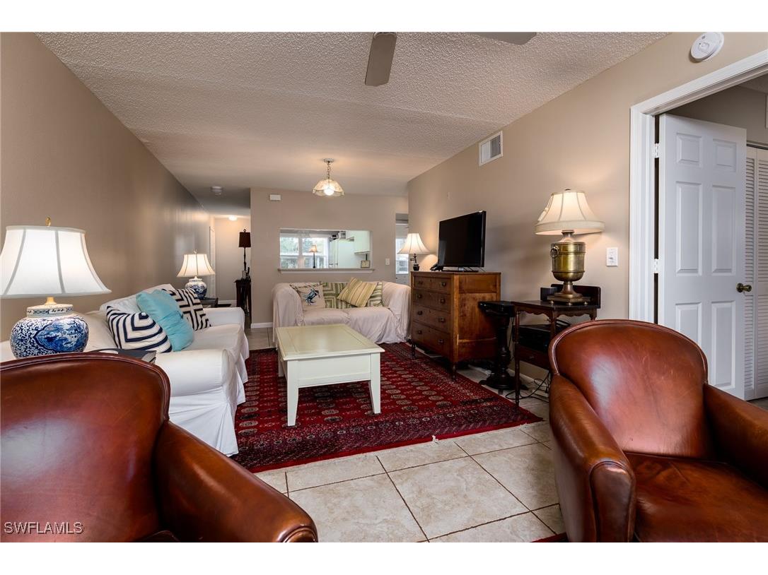 109 Wading Bird Circle #V-104 Naples FL 34110 225076949 image8