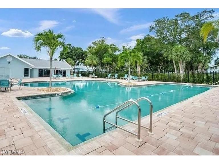 109 Wading Bird Circle #V102 Naples FL 34110 225072852 image15