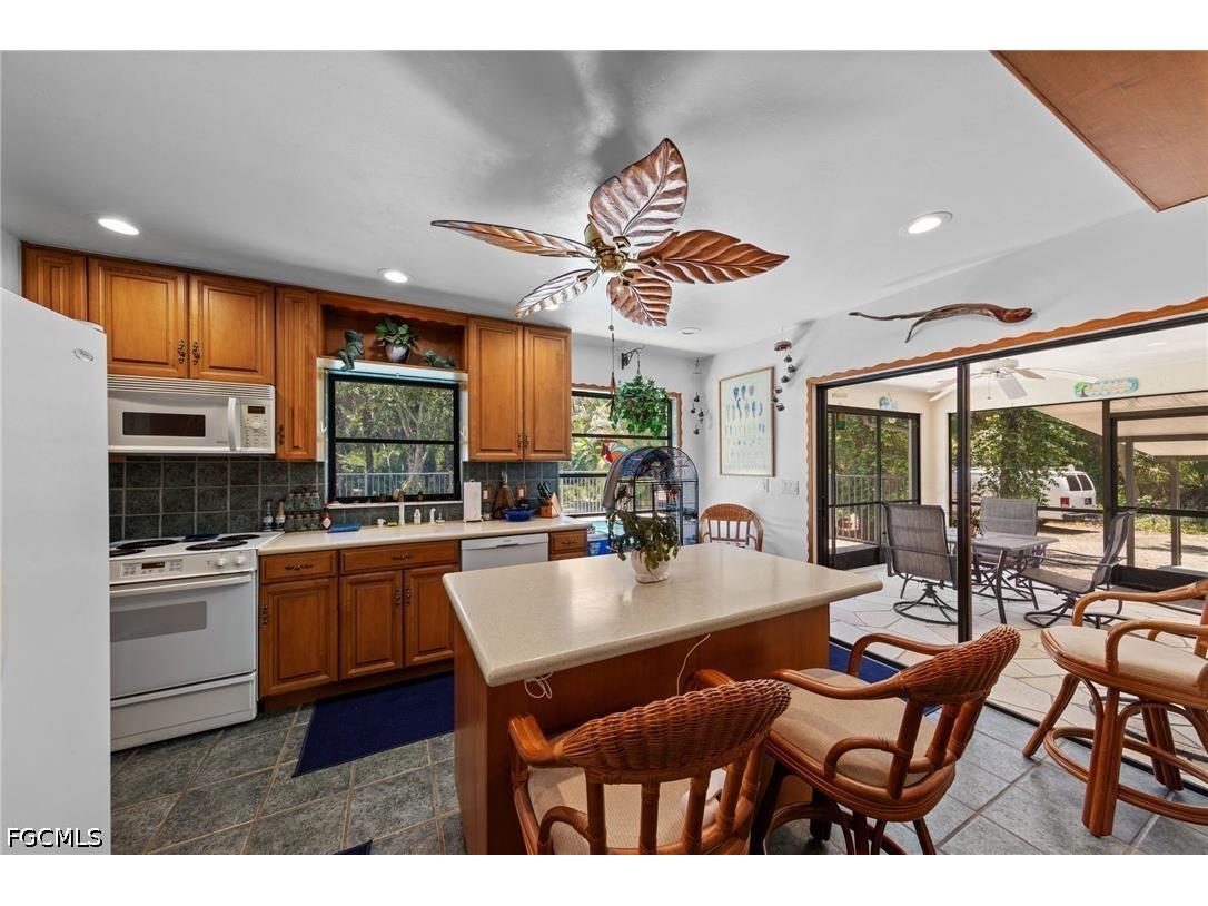 1090 13th Street SW Naples FL 34117 2026018520 image12