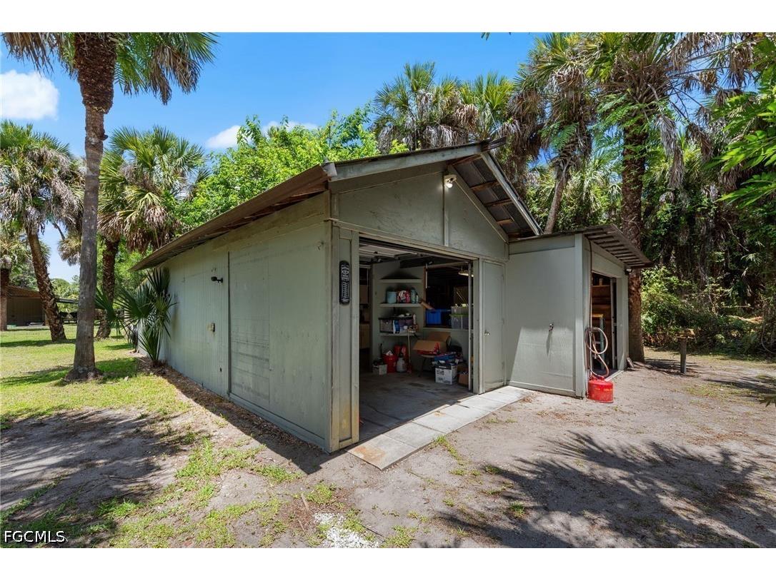 1090 13th Street SW Naples FL 34117 2026018520 image38