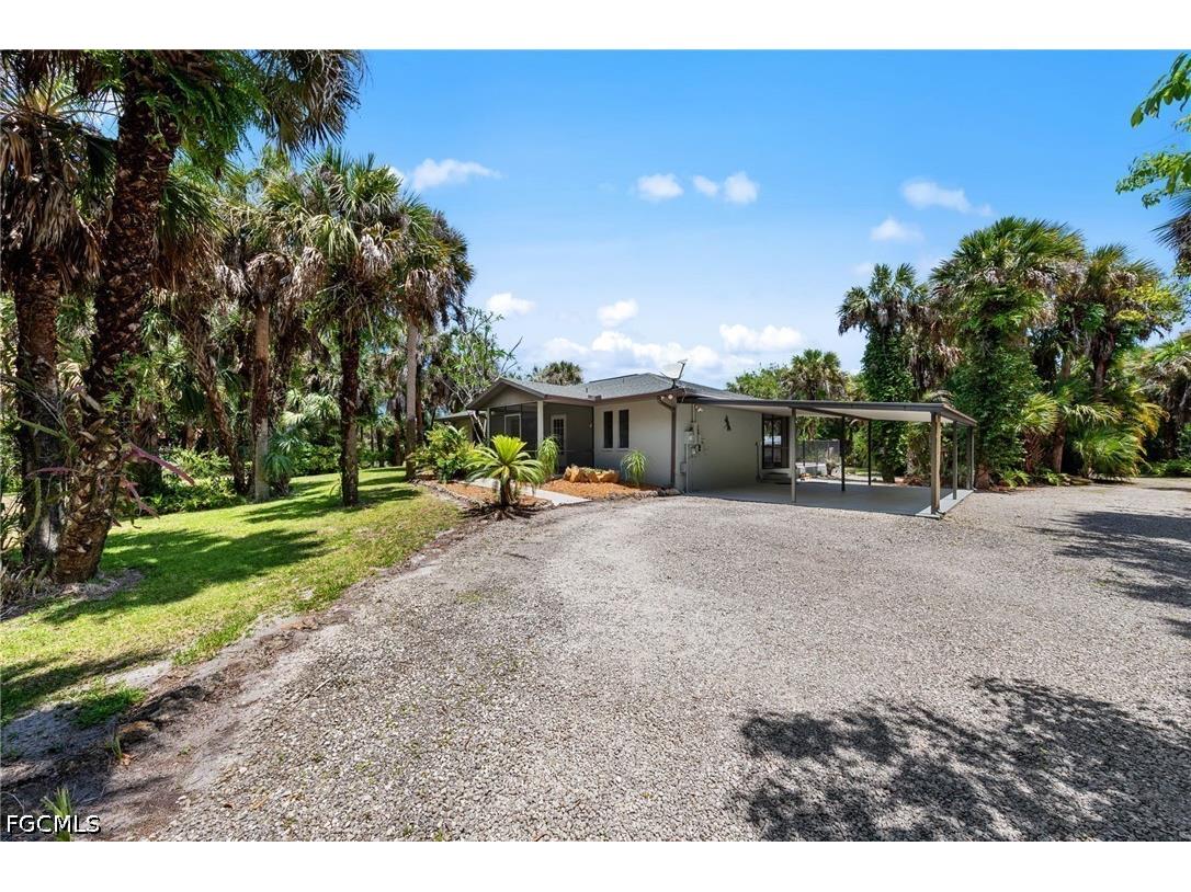 1090 13th Street SW Naples FL 34117 2026018520 image5